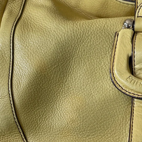 ETIENNE AIGNER Woman’s Leather Yellow Shoulder Bag With Gold Hardware - Picture 14 of 16